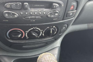 Serrure avant droit RENAULT SCENIC 1