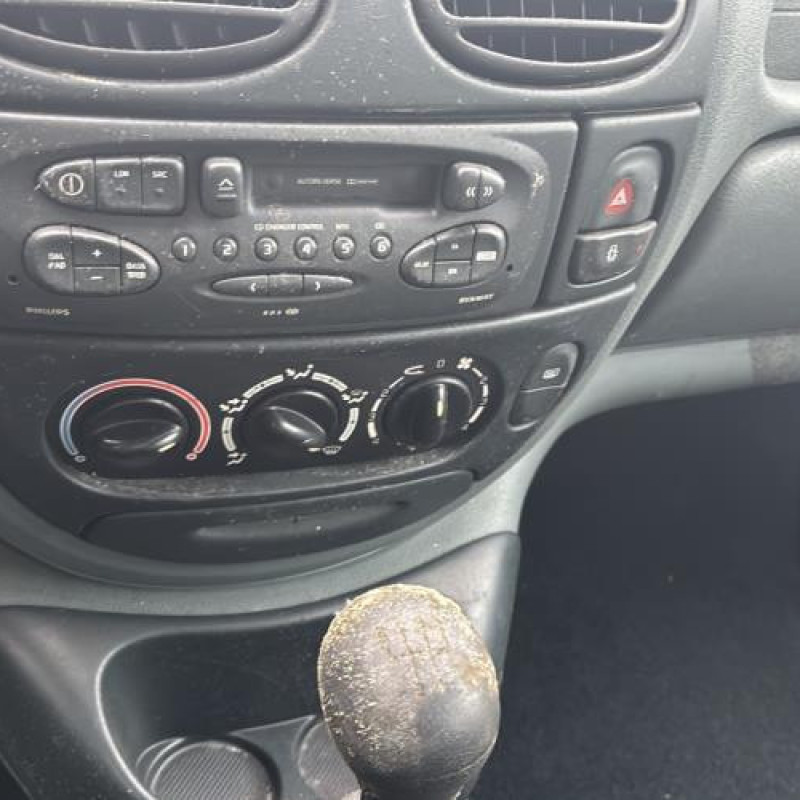 Serrure avant droit RENAULT SCENIC 1 Photo n°15