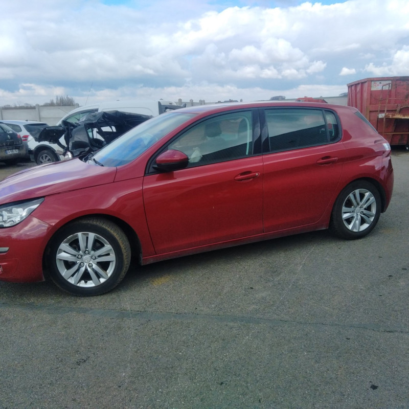 PEUGEOT 308 2 PHASE 1 1.6 HDI - 8V TURBO Photo n°3