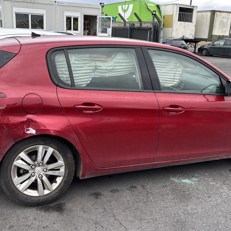 PEUGEOT 308 2 PHASE 1 1.6 HDI - 8V TURBO Photo n°17