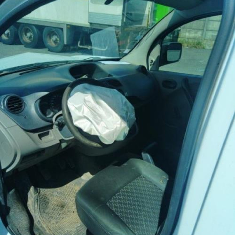 Vitre avant droit RENAULT KANGOO 2 Photo n°8