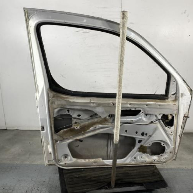 Porte avant gauche PEUGEOT PARTNER 1 Photo n°6