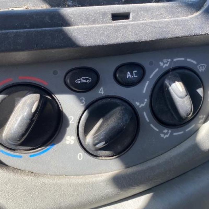 Pompe de direction RENAULT TRAFIC 2 Photo n°16