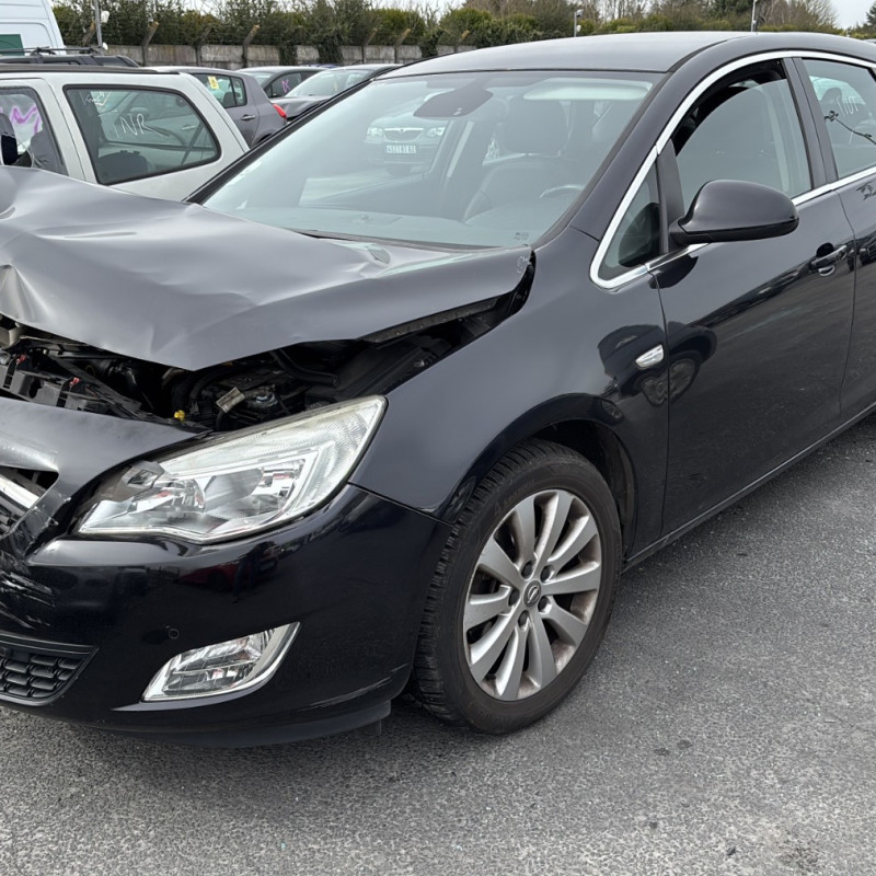 OPEL ASTRA J PHASE 1 1.7 CDTI - 16V TURBO Photo n°1