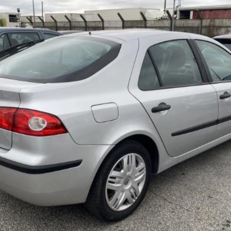 Compresseur clim RENAULT LAGUNA 2 Photo n°13