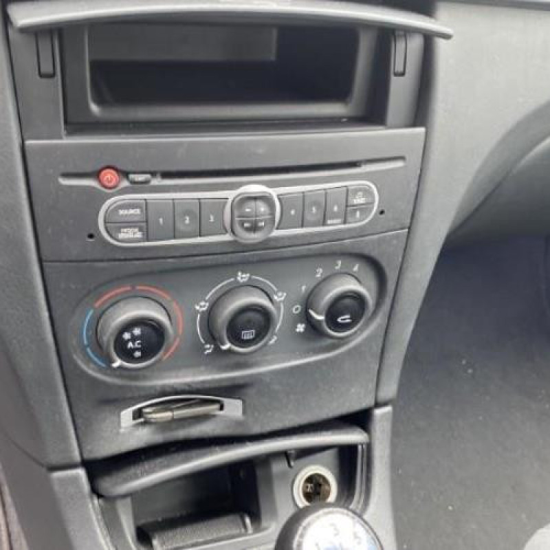 Compresseur clim RENAULT LAGUNA 2 Photo n°19