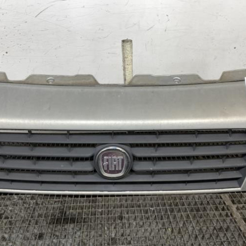 Calandre FIAT DUCATO 3 Photo n°1