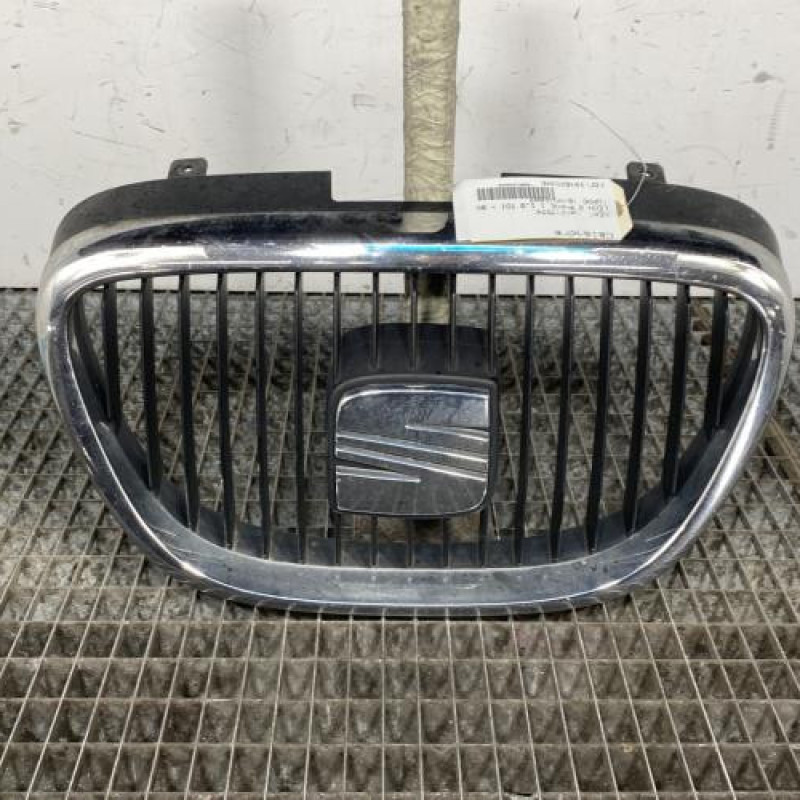 Calandre SEAT LEON 2 Photo n°1