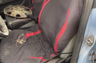 Calandre SEAT CORDOBA 2