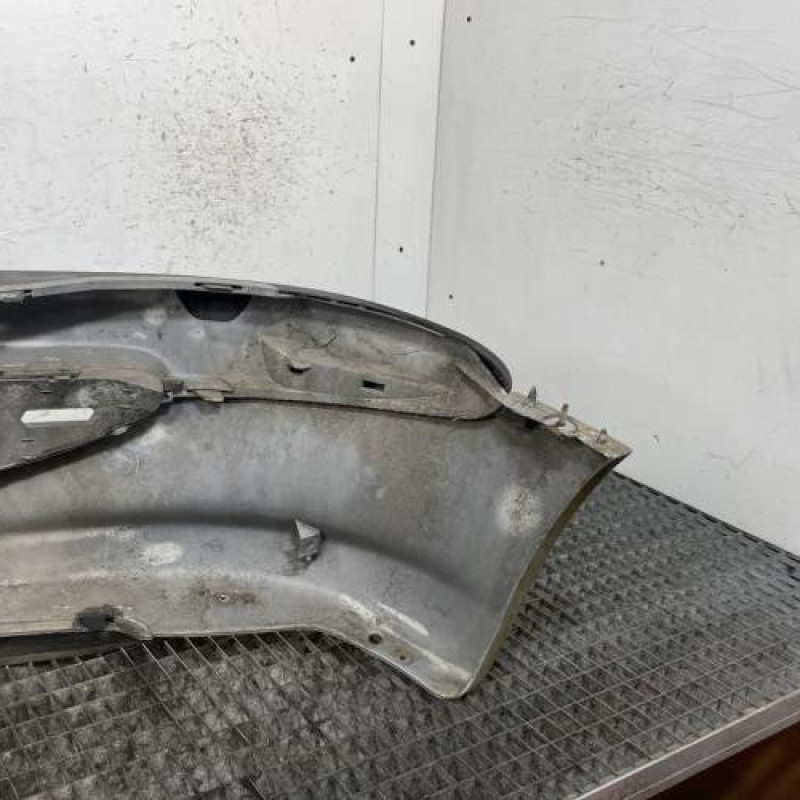 Pare choc avant PEUGEOT 206 Photo n°4
