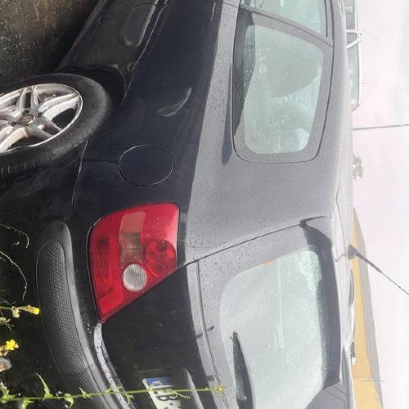 Malle/Hayon arriere HONDA CIVIC 7 Photo n°14