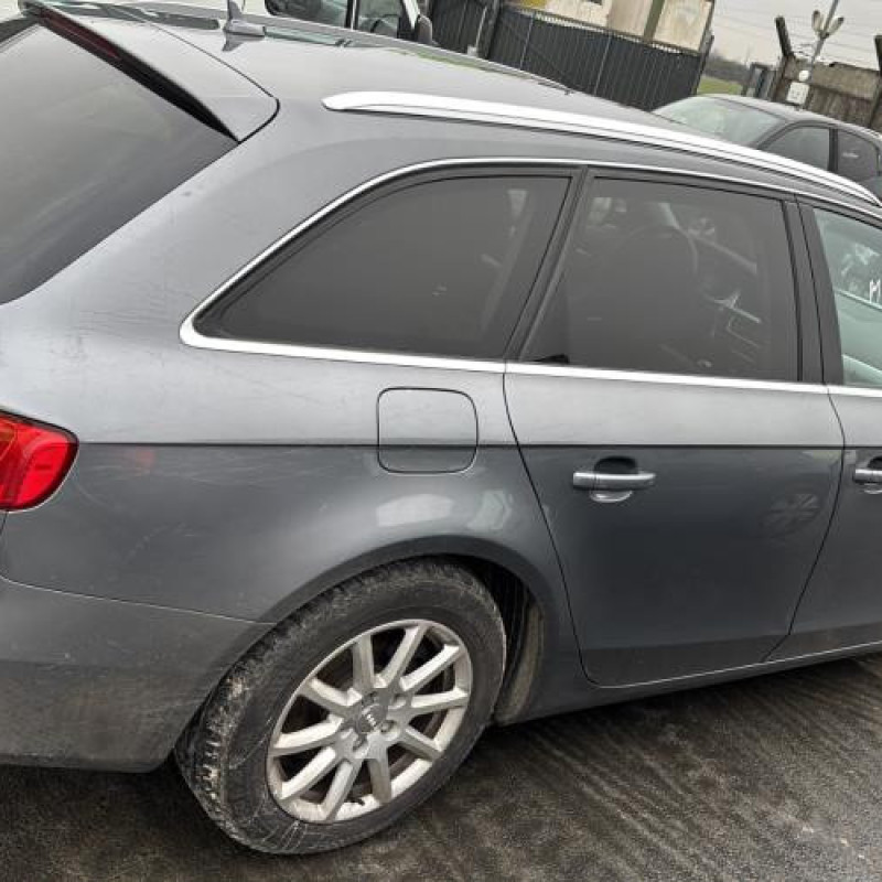 Etrier arriere droit (freinage) AUDI A4 3 Photo n°8