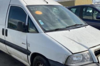 Vitre avant droit CITROEN JUMPY 1