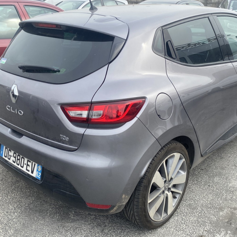 RENAULT CLIO 4 PHASE 1 0.9i - 12V TURBO TCE 90 Photo n°14