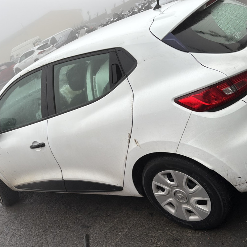 RENAULT CLIO 4 PHASE 2 1.2i - 16V Photo n°6