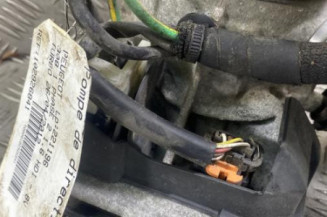 Pompe de direction PEUGEOT 308 1