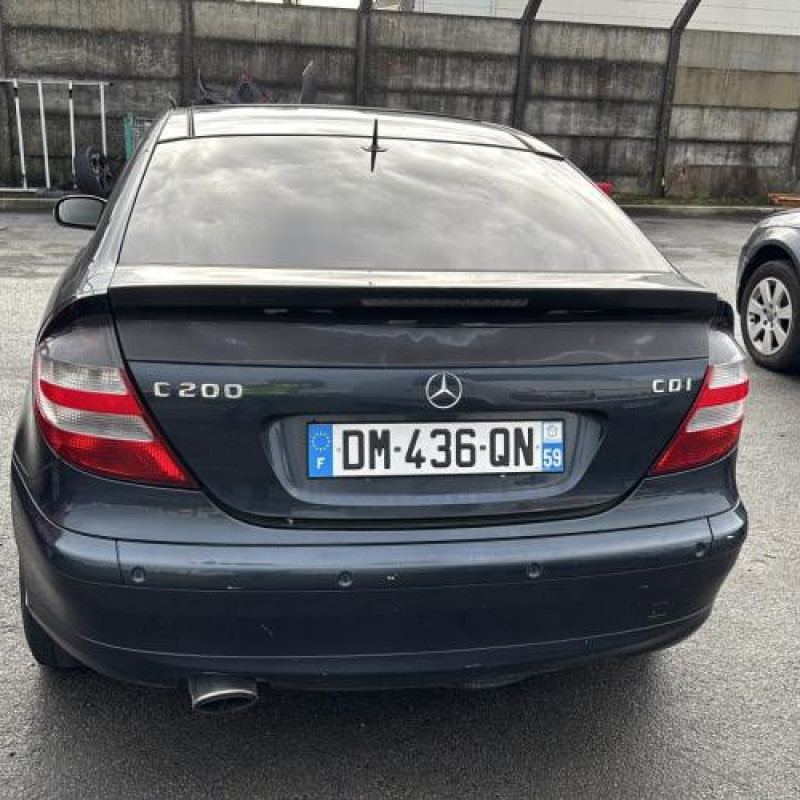 Alternateur MERCEDES CLASSE C 203 COUPE SPORT Photo n°6