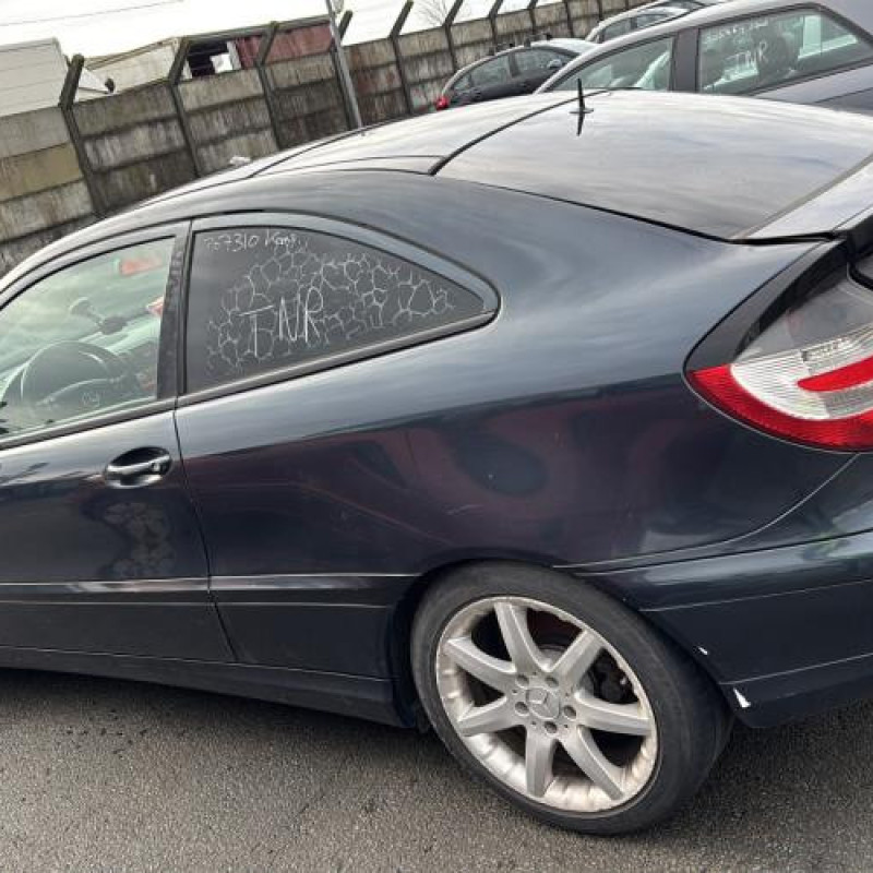 Alternateur MERCEDES CLASSE C 203 COUPE SPORT Photo n°7