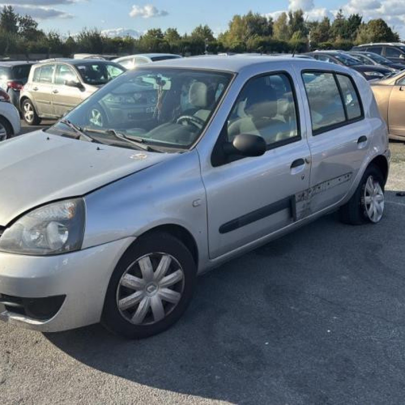 Capot RENAULT CLIO 2 CAMPUS Photo n°12