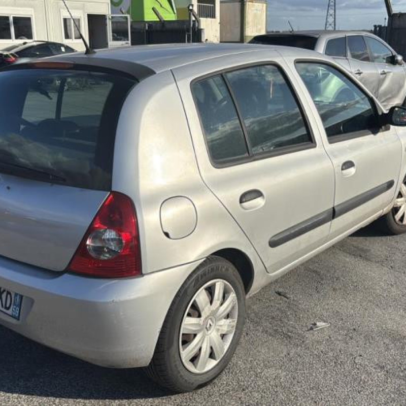 Capot RENAULT CLIO 2 CAMPUS Photo n°15
