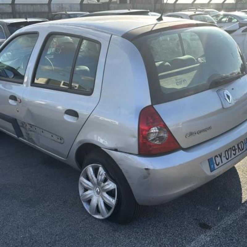 Capot RENAULT CLIO 2 CAMPUS Photo n°17