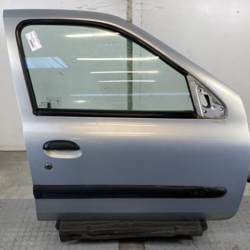 Porte avant droit RENAULT CLIO 2 Photo n°1