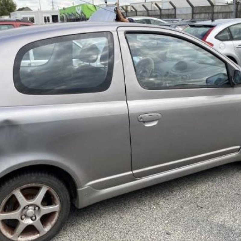 Porte avant droit TOYOTA YARIS 1 Photo n°14