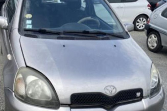 Porte avant droit TOYOTA YARIS 1