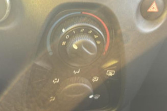 Vitre avant droit CITROEN C1 2