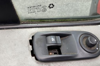 Pompe de direction OPEL VIVARO 1