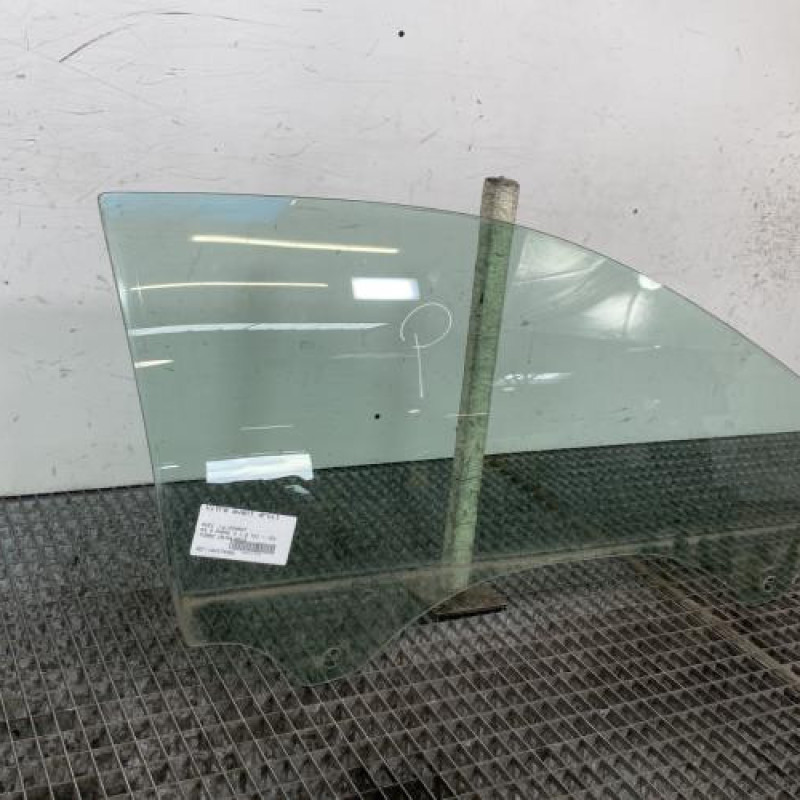 Vitre avant droit AUDI A3 2 Photo n°5