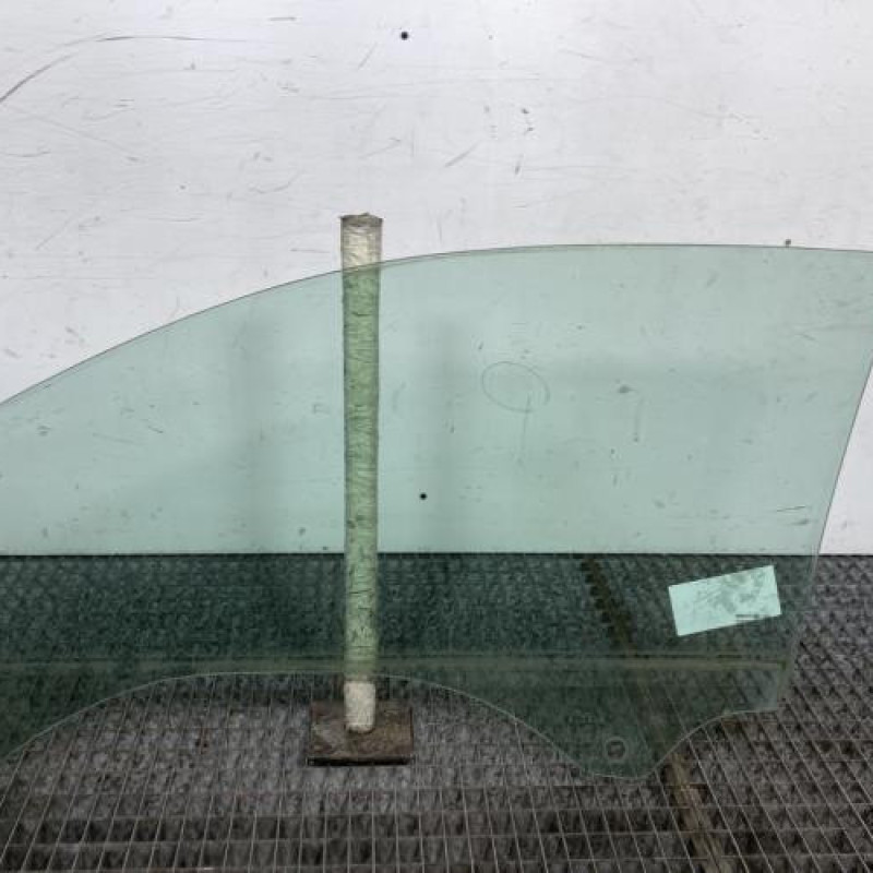 Vitre avant droit AUDI A3 2 Photo n°6