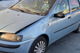 Vitre avant droit FIAT PUNTO 2