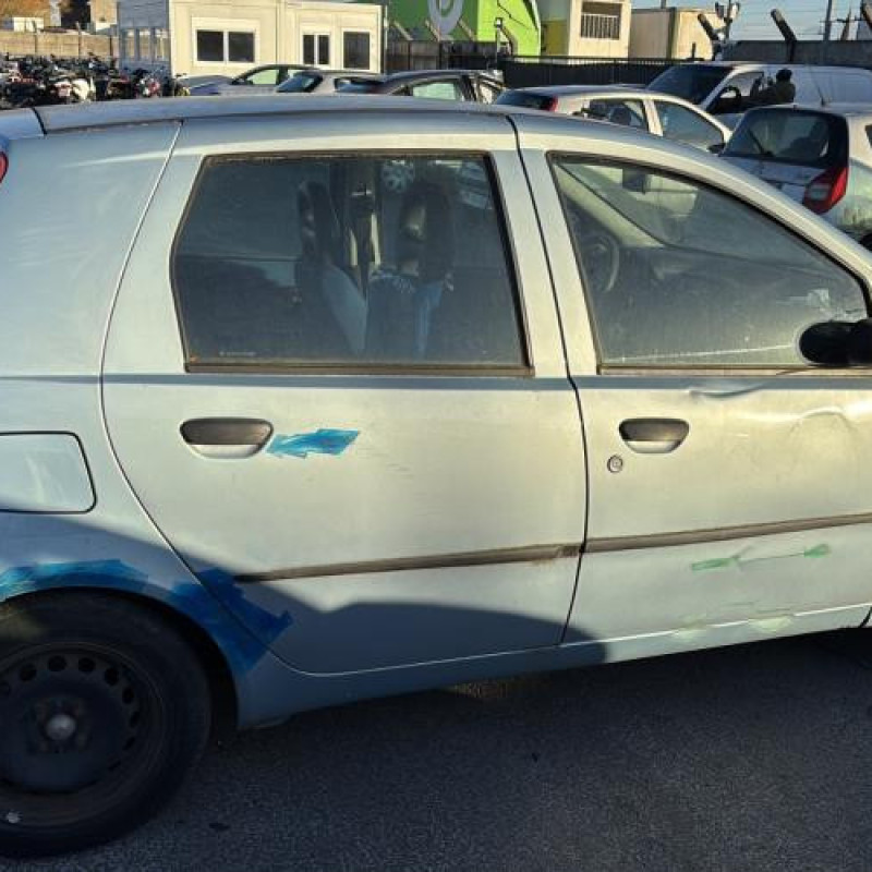 Vitre avant droit FIAT PUNTO 2 Photo n°12