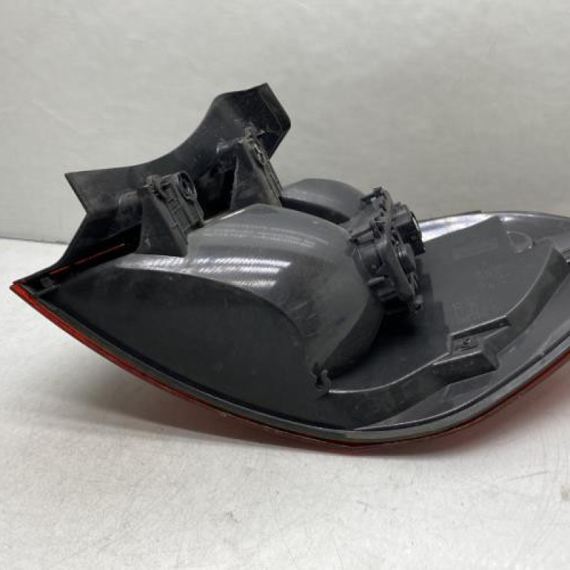 Feu arriere principal gauche (feux) BMW SERIE 2 F45 ACTIVE Photo n°4