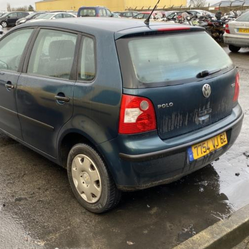 Face avant VOLKSWAGEN POLO 4 Photo n°8