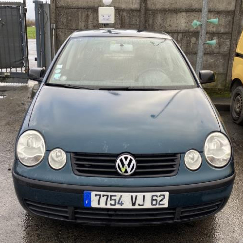 Face avant VOLKSWAGEN POLO 4 Photo n°14