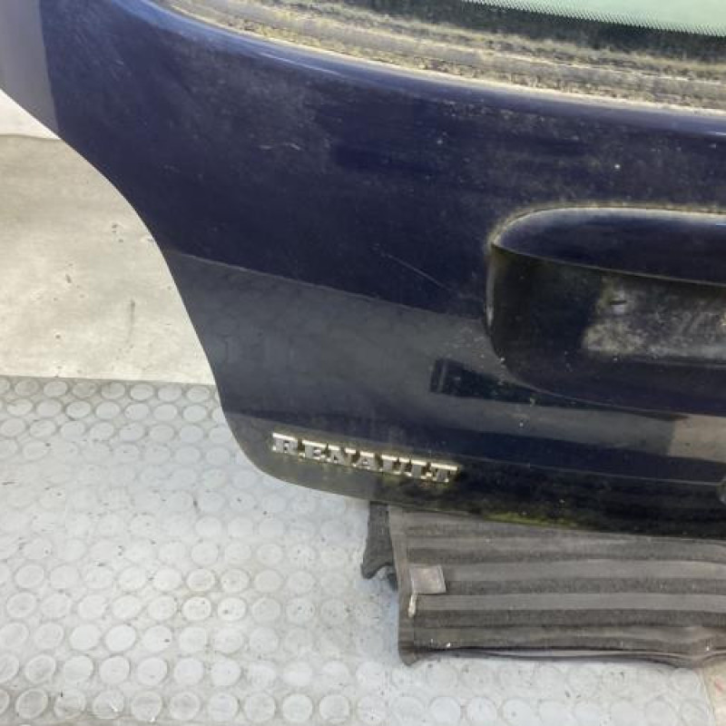 Malle/Hayon arriere RENAULT SCENIC 1 Photo n°6