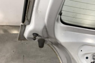 Malle/Hayon arriere MAZDA 2 2