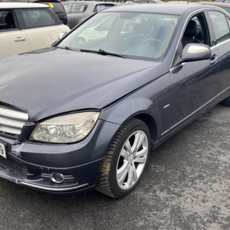 Malle/Hayon arriere MERCEDES CLASSE C 204 Photo n°9