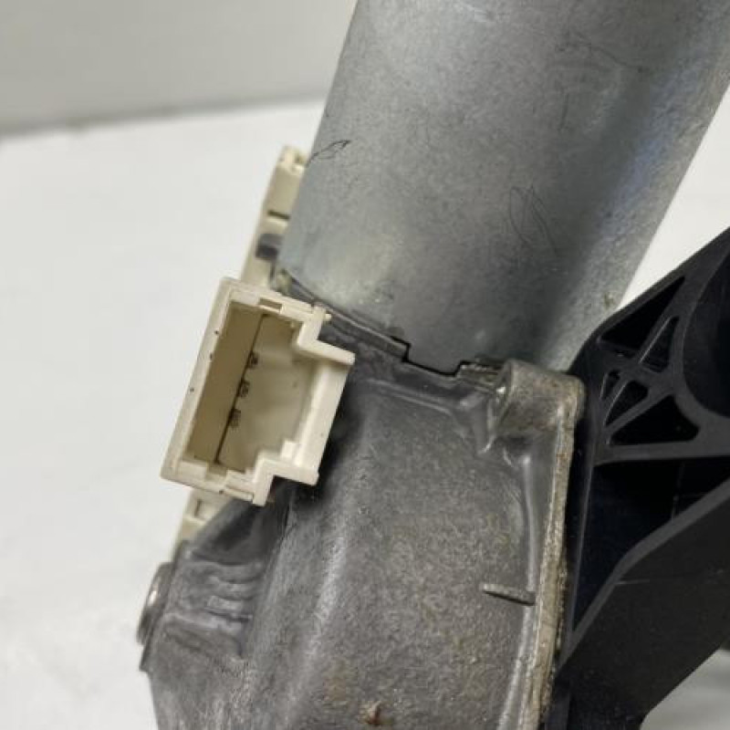 Moteur essuie glace arriere RENAULT AVANTIME Photo n°4