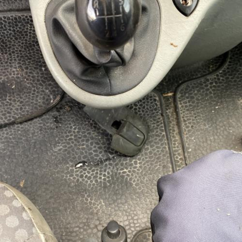 Pivot de moyeu avant gauche OPEL VIVARO 1 Photo n°15