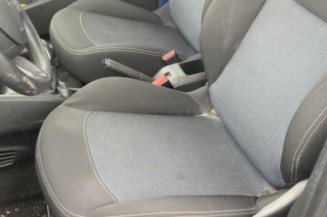 Compresseur clim PEUGEOT 208 1