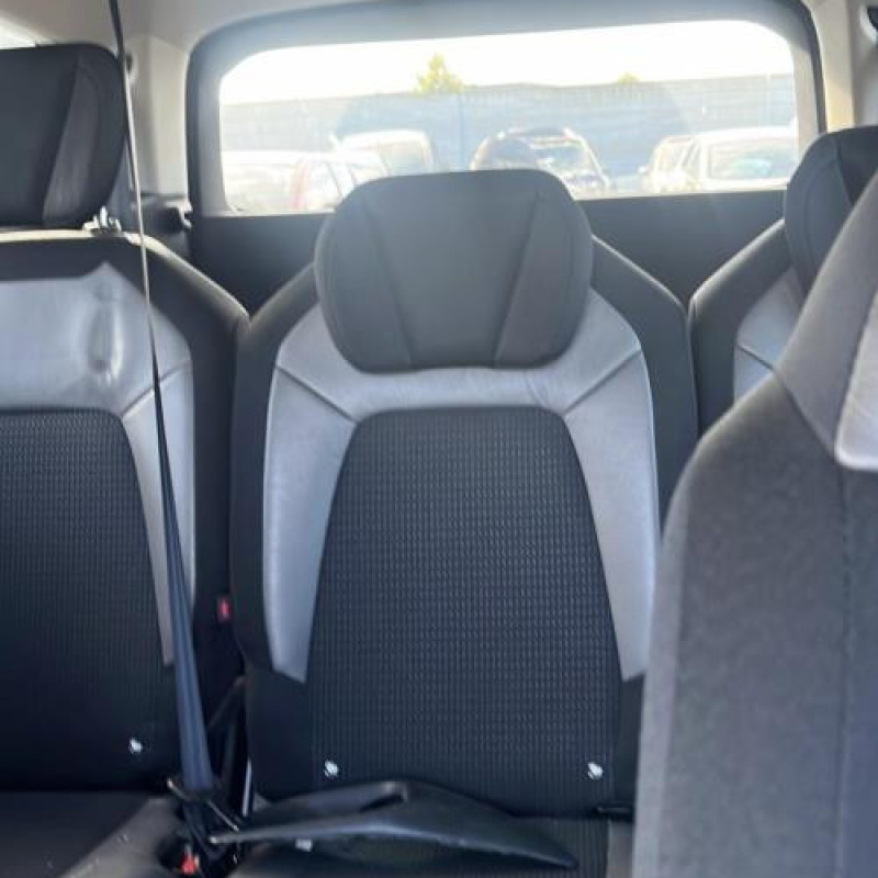 Pare boue arriere droit CITROEN C4 GRAND PICASSO 2 Photo n°10