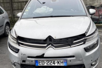 Pare boue arriere droit CITROEN C4 GRAND PICASSO 2