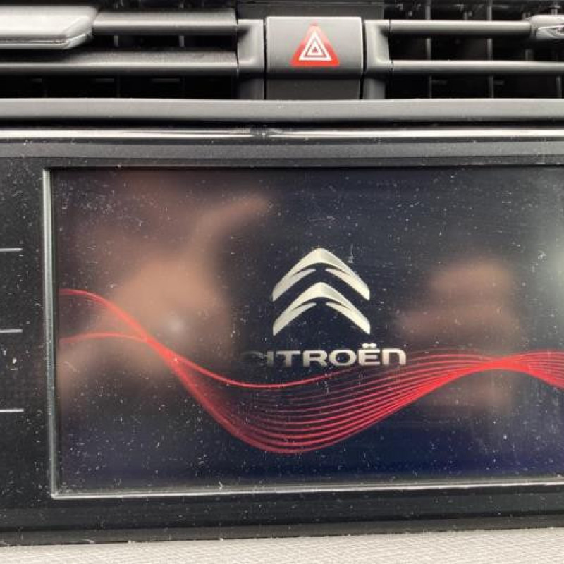 Pare boue arriere droit CITROEN C4 GRAND PICASSO 2 Photo n°17