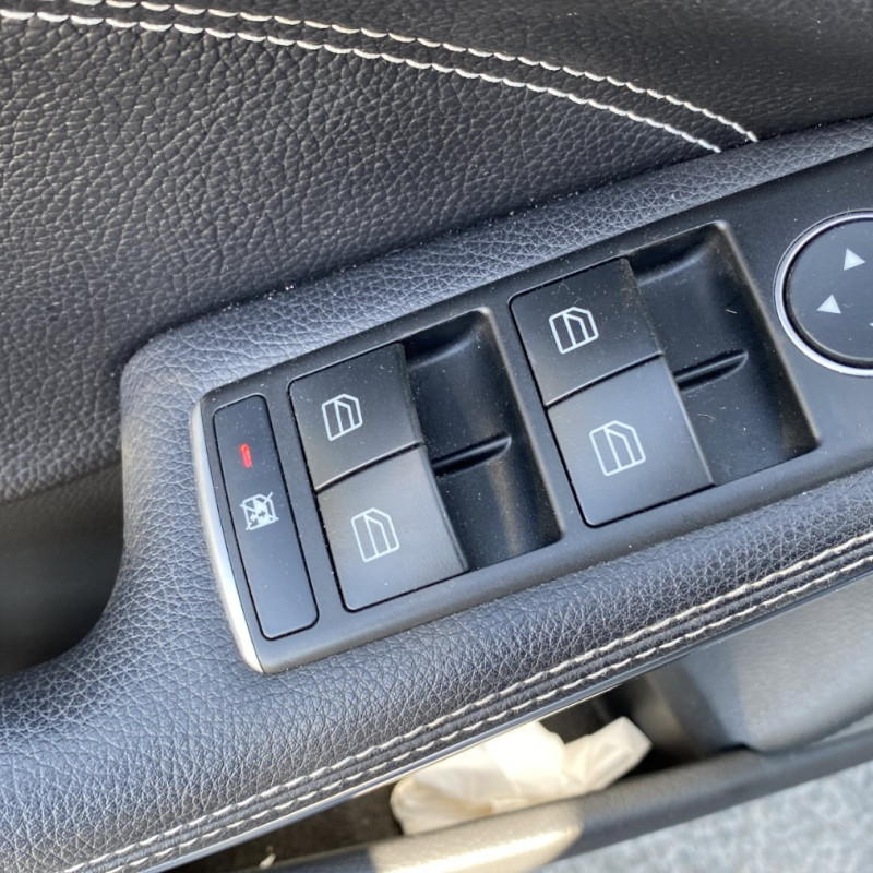 MERCEDES CLASSE A 176 PHASE 2 180 1.5 CDI - 8V TURBO Photo n°12