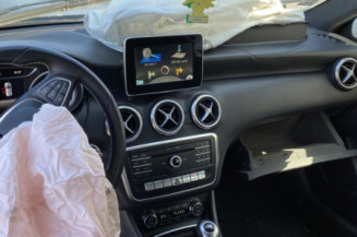 MERCEDES CLASSE A 176 PHASE 2 180 1.5 CDI - 8V TURBO