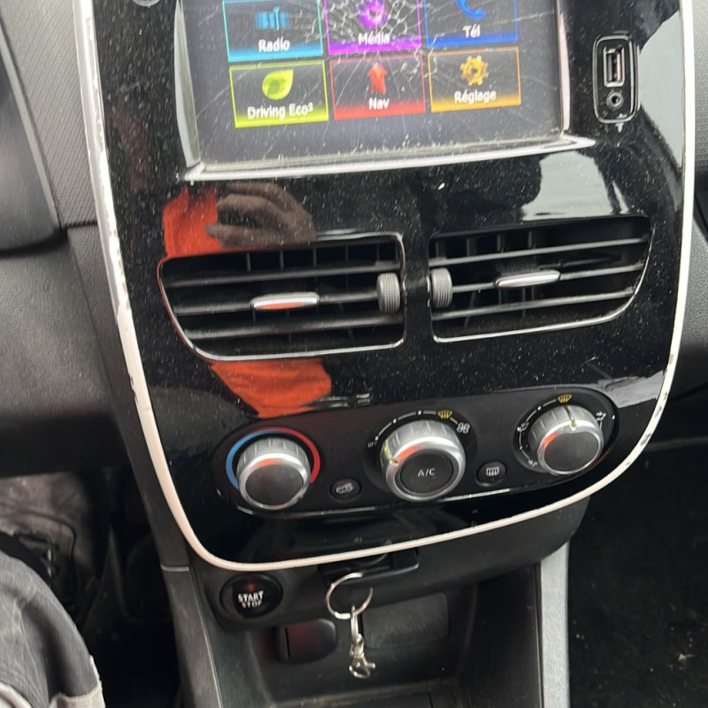 RENAULT CLIO 4 PHASE 1 1.5 DCI - 8V TURBO Photo n°10
