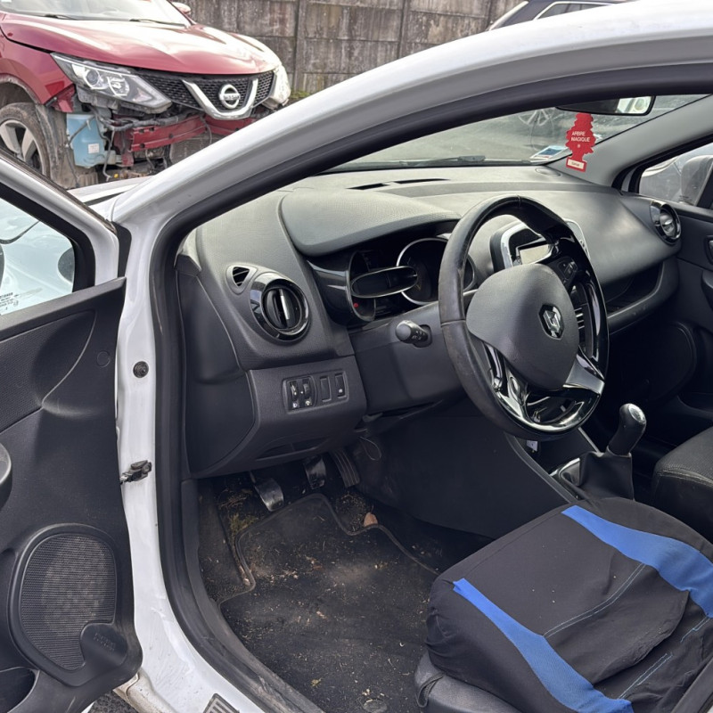 RENAULT CLIO 4 PHASE 1 1.5 DCI - 8V TURBO Photo n°21